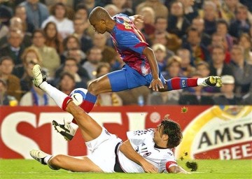 【资料】AC米兰2004-2005赛季欧冠小组赛记录,力压巴萨,F组头名出线