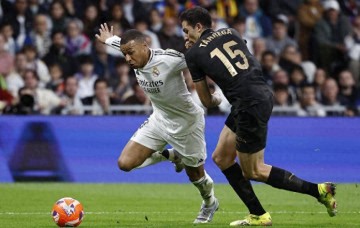 皇马1-2爆冷被绝杀,西甲最新积分榜出炉:巴萨赢球=6分领跑!