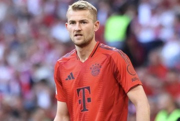 汤普森:德利赫特错失安菲尔德机会令人遗憾,海廷加是幕后功臣