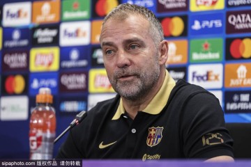 巴萨与弗利克续约至2027年,欧冠半决赛前迎来利好消息