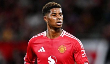 恭喜巴萨!新大罗拉什福德加盟,解决左路短板,自愿降薪成争冠黑马