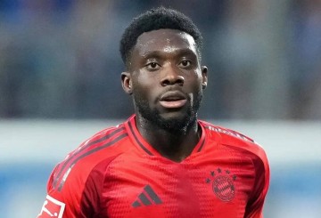 重大打击！拜仁宣布左后卫阿方索戴维斯赛季报销，国米看到欧冠四强曙光