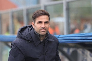 1-0,37岁法布雷加斯闪耀:带领意甲第13击败意甲第10,迎来连胜纪录