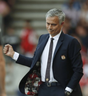 尘埃落定!穆帅重返欧洲!曼联成大热,获2亿预算,带队重返欧冠