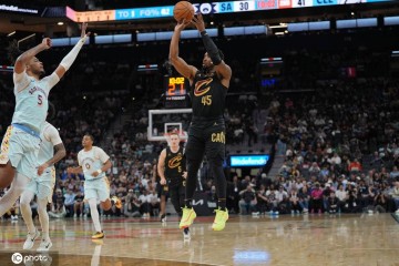 莫布利25+12巴恩斯23分&amp;失绝杀 骑士1分险胜马刺