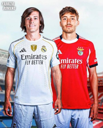 曼联即将坐收1500万!自己卖不出价指望别队,一人若转会获利更高