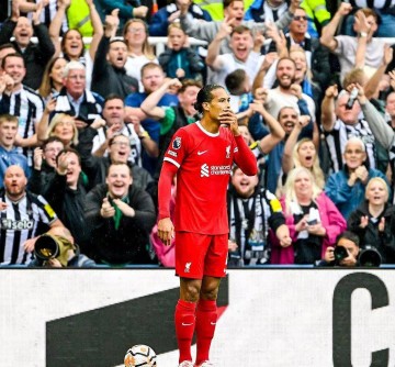 巴黎送走五名球员，利物浦欲购阿劳霍6000万