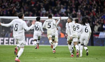 新王崛起!贝林厄姆在欧冠中怒斥维尼修斯,皇马更衣室迎来新气象!