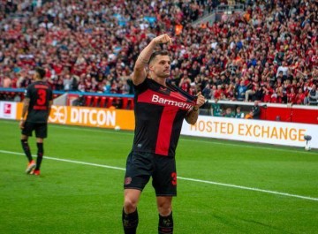 卡纳克称赞阿隆索的策略出神入化,“扎卡依赖症”有所缓解